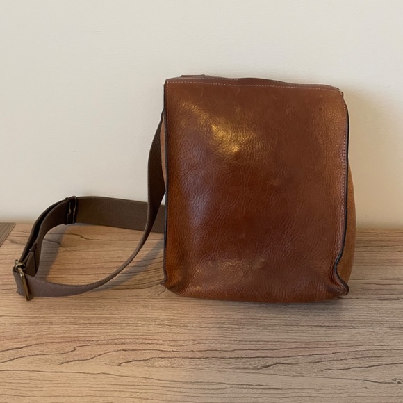 Mulberry Antony Leather Shoulder Bag in Oak Brown - Picture 2 of 8